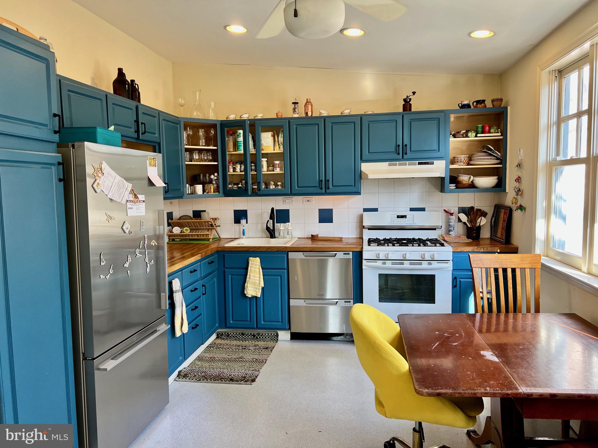 CHESTNUT HILL - Residential Lease