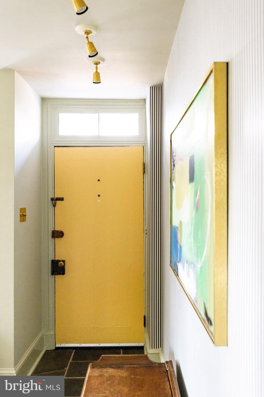 CHESTNUT HILL - Residential Lease