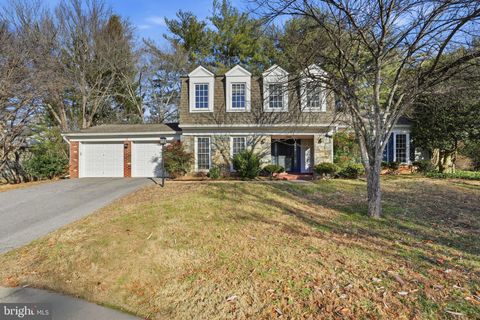 Photo of 3 Scottview Court, POTOMAC, MD 20854 (MLS # MDMC2210790)
