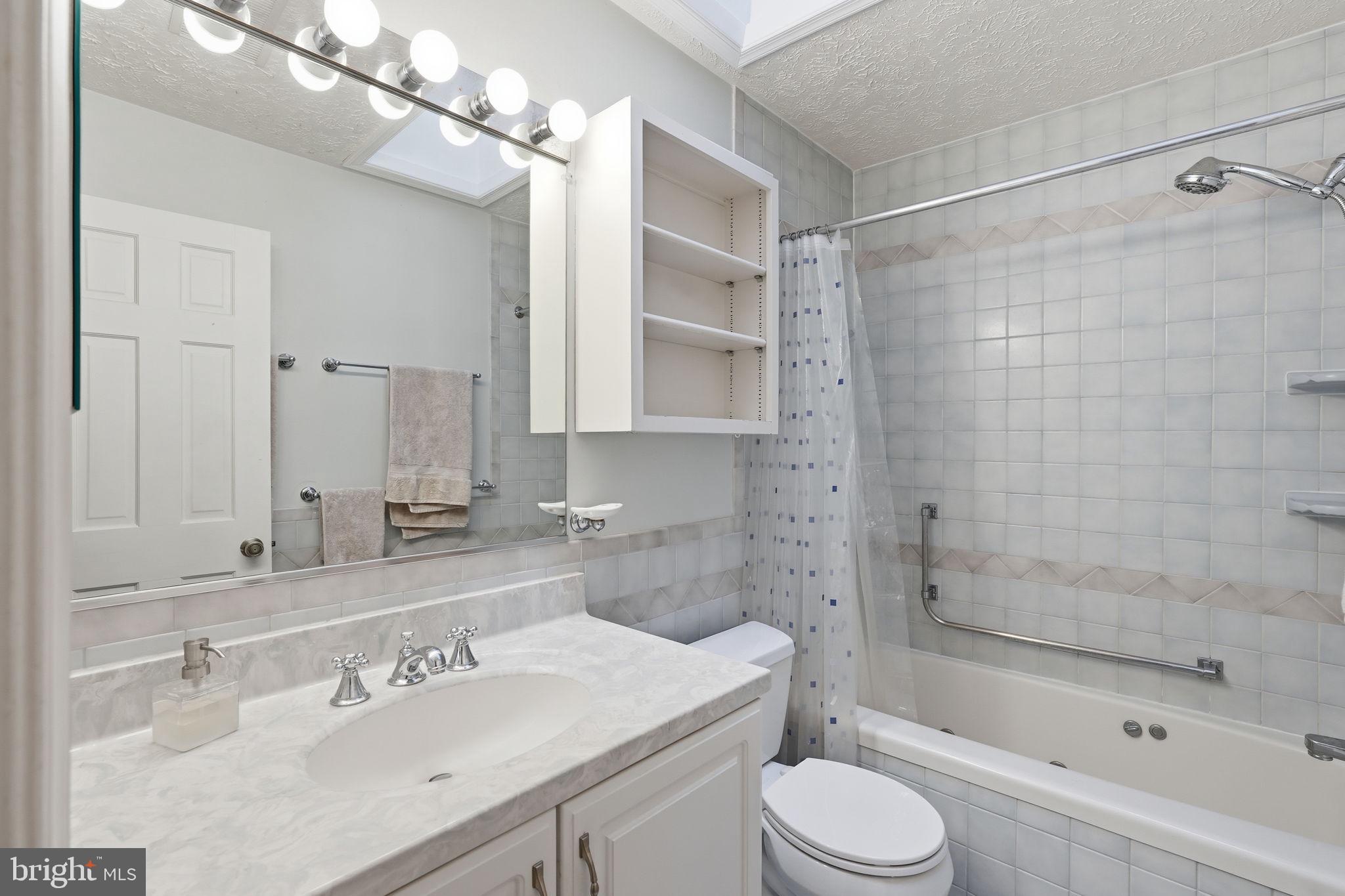 HORIZON HILL - Residential