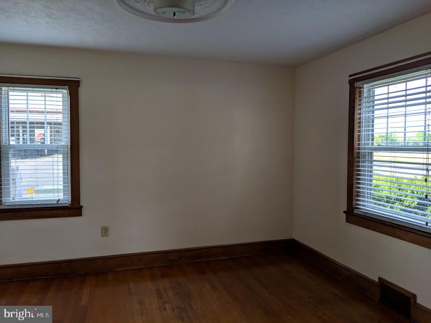 ASHBY MT. JACKSON - Residential