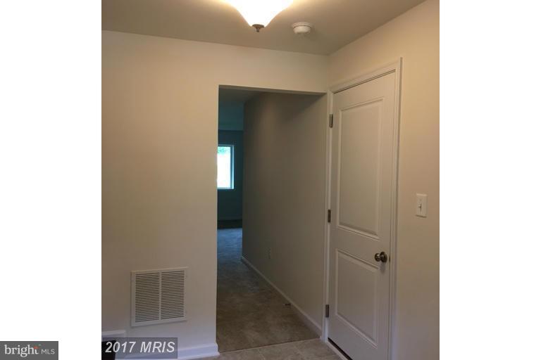 HOWARD SQUARE - Residential Lease