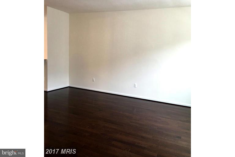 HOWARD SQUARE - Residential Lease