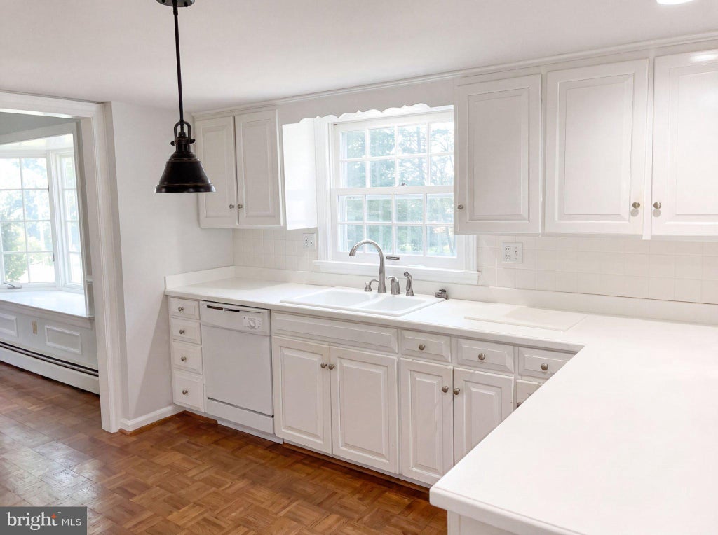 Photo of 507 Willoughby Lane, STAUNTON, VA 24401 (MLS # VASC2000932)
