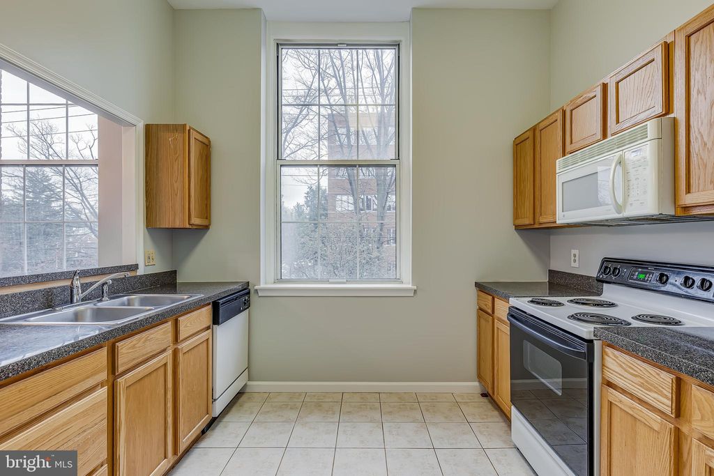 Photo of 917 Columbia Avenue #726, LANCASTER, PA 17603 (MLS # PALA2068010)