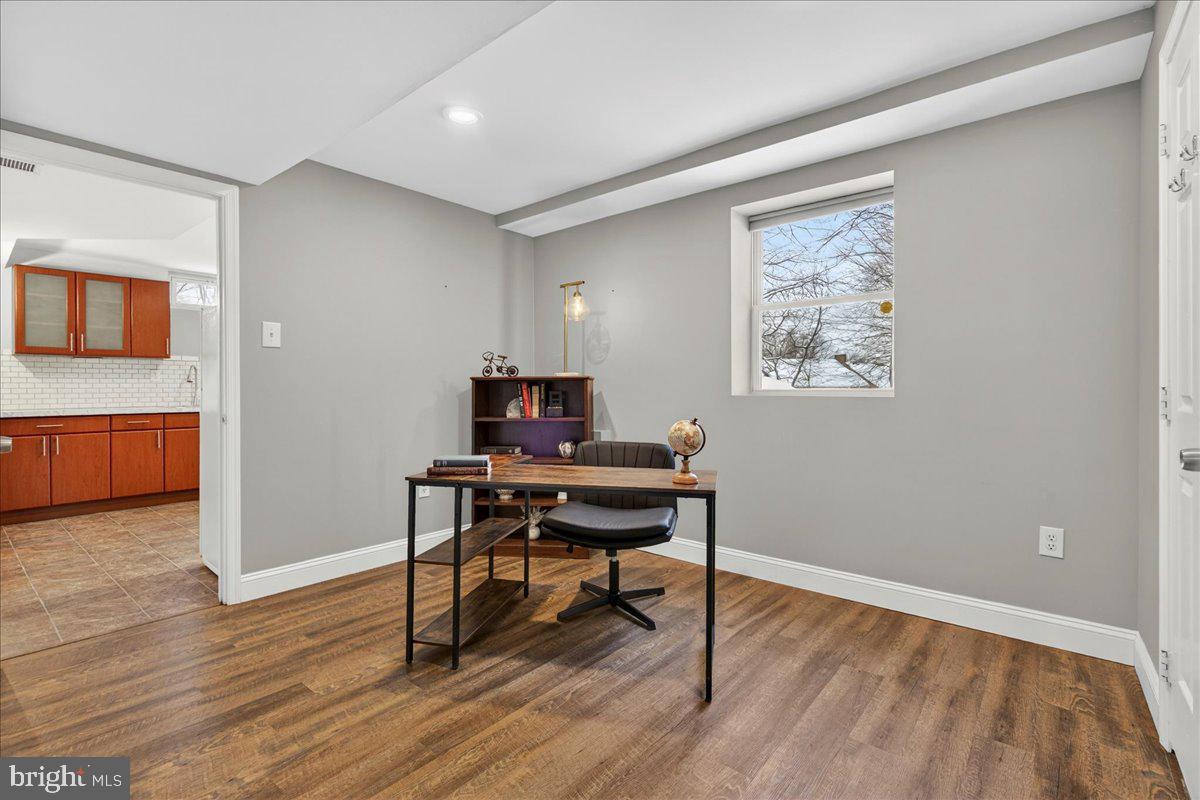 WOODLYN CROSSING - Residential