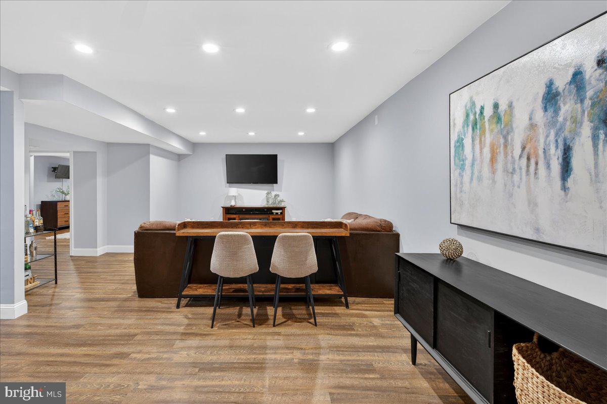 WOODLYN CROSSING - Residential