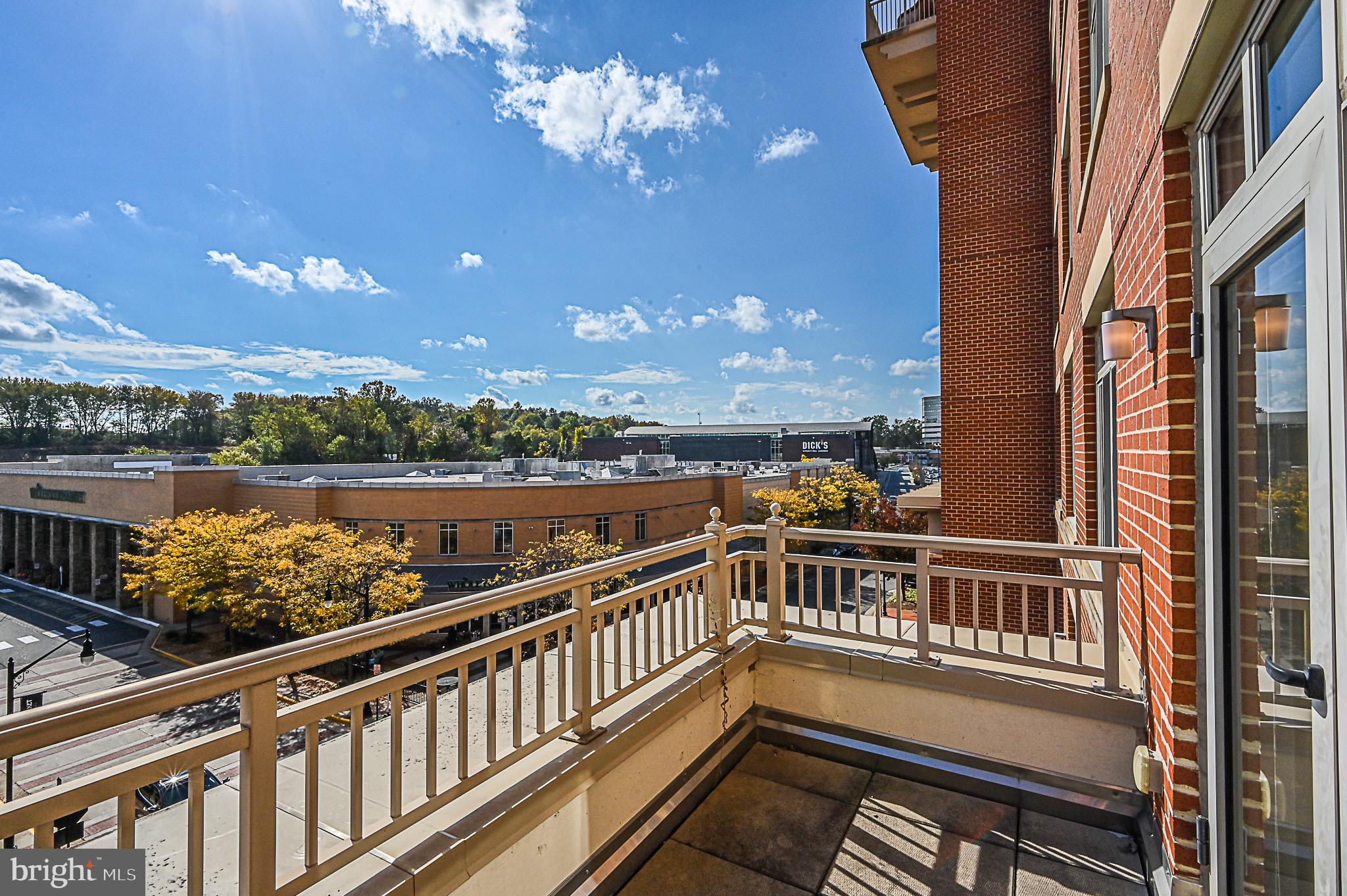 ELAN AT EAST MARKET - Residential