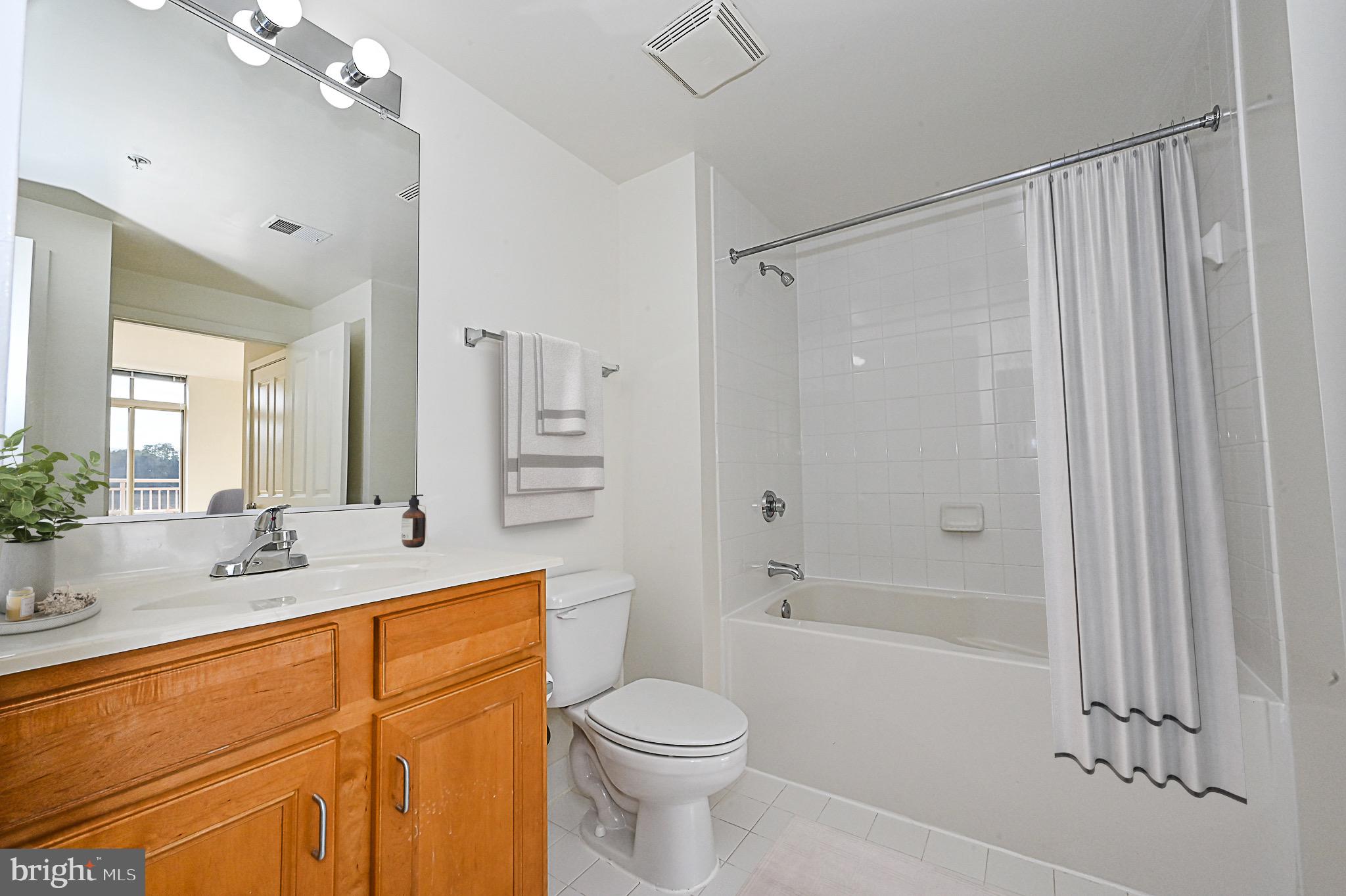 ELAN AT EAST MARKET - Residential