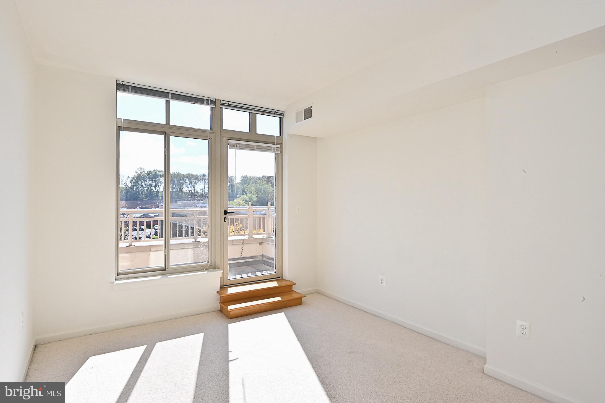 ELAN AT EAST MARKET - Residential