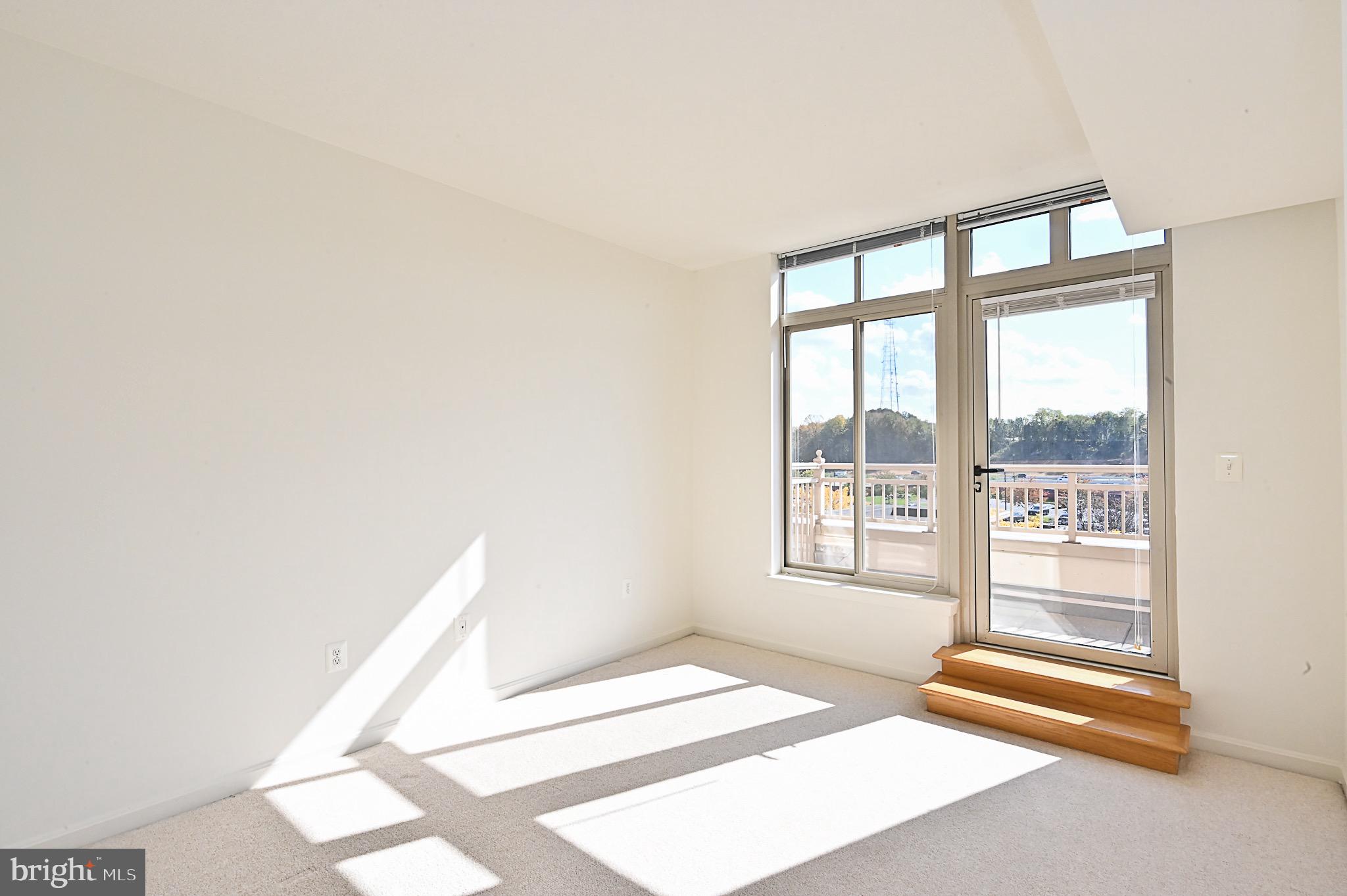 ELAN AT EAST MARKET - Residential