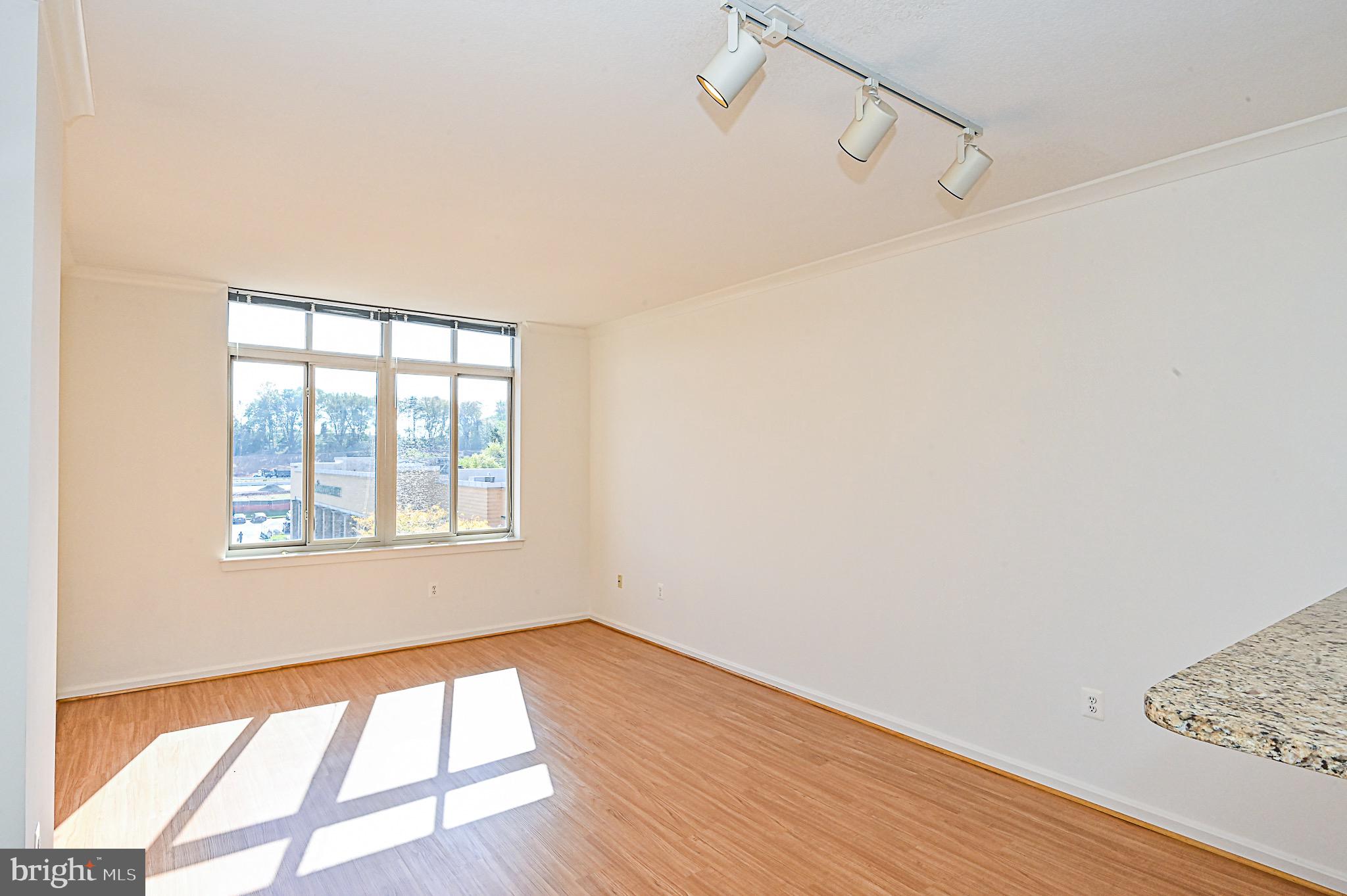 ELAN AT EAST MARKET - Residential