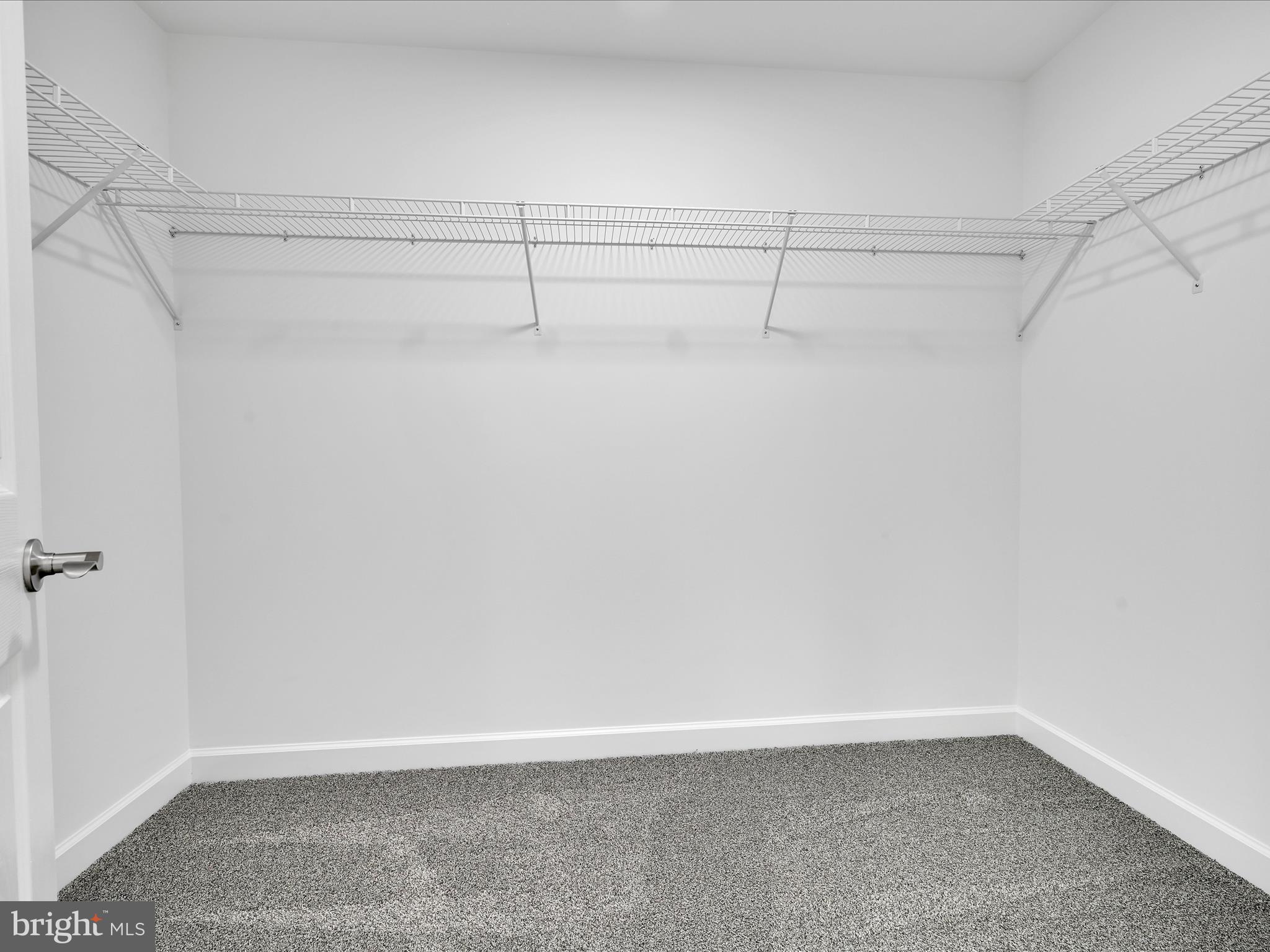 LAKE WYNONAH - Residential