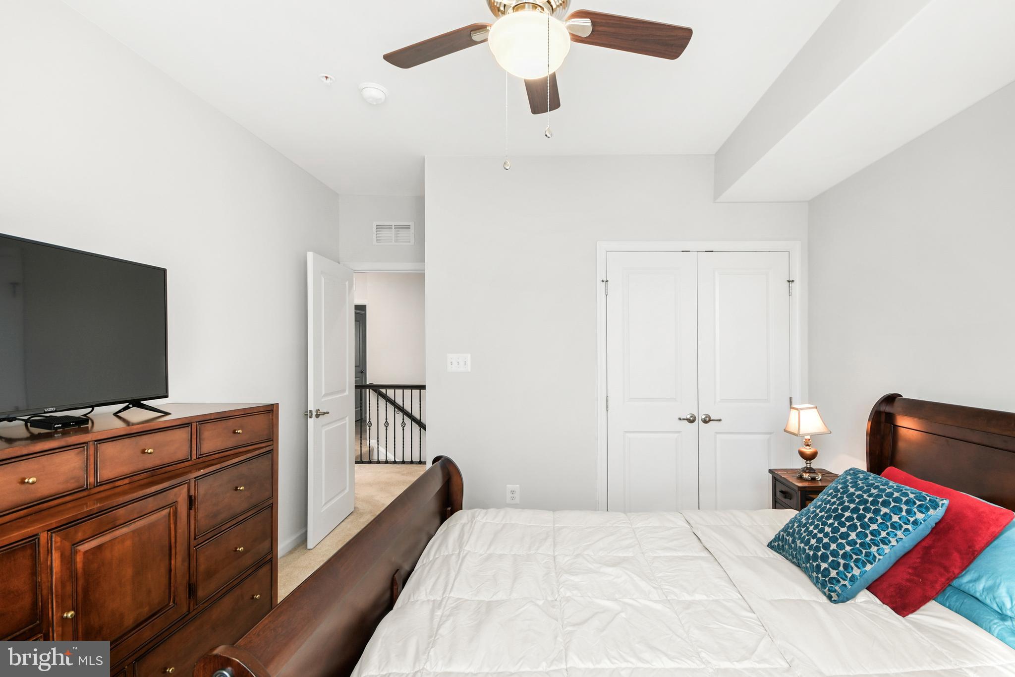 JEFFERSON PLACE - Residential