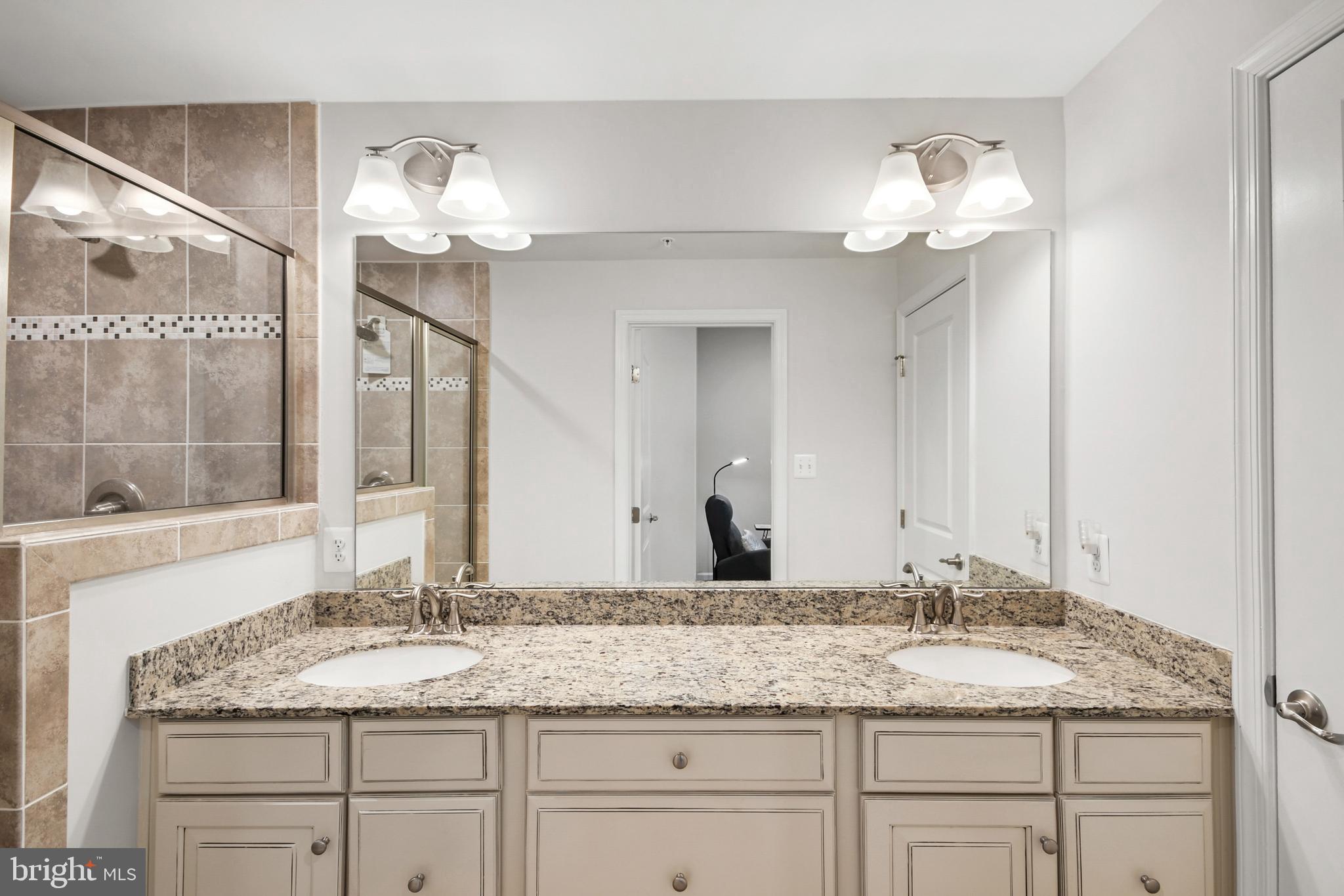 JEFFERSON PLACE - Residential