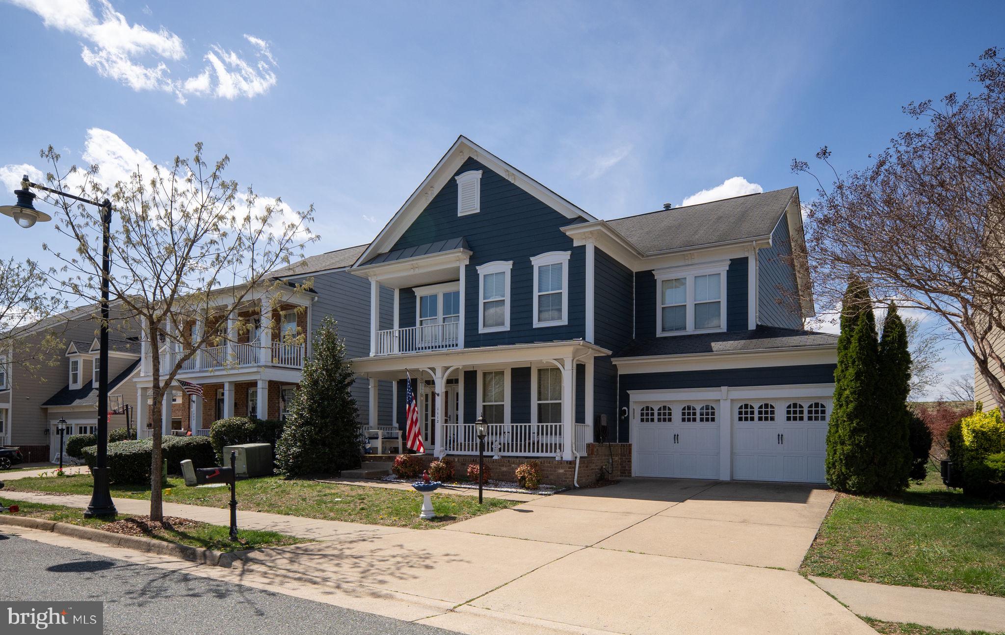 1112 PICKETT STREET