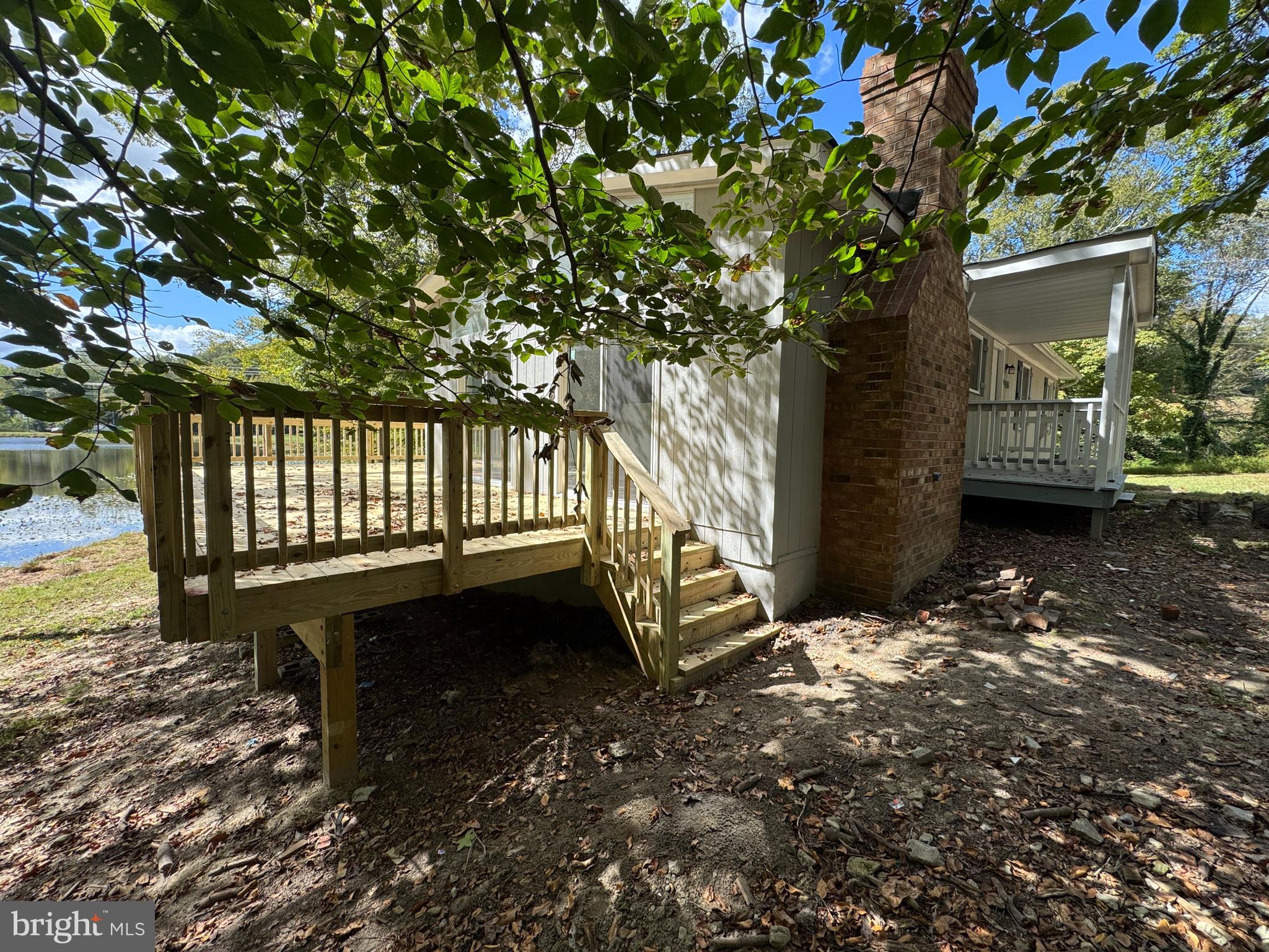 CAROLINE PINES - Residential