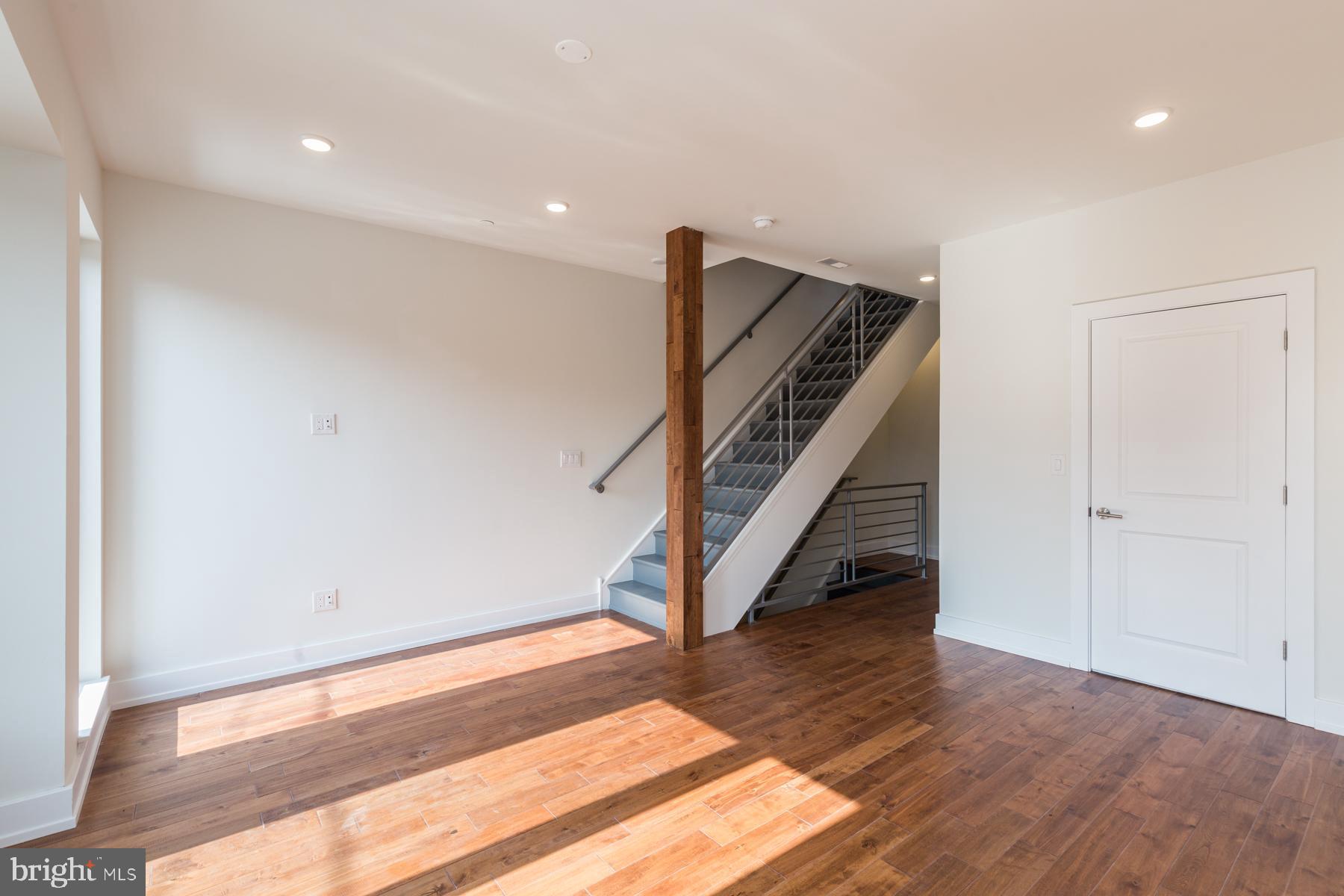 FRANCISVILLE - Residential Lease