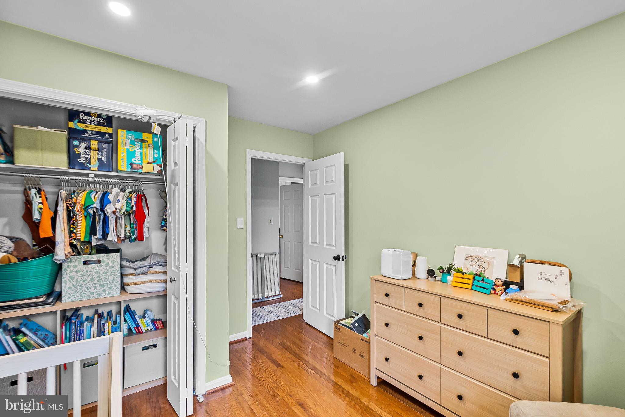 OLDE OAK RIDGE - Residential