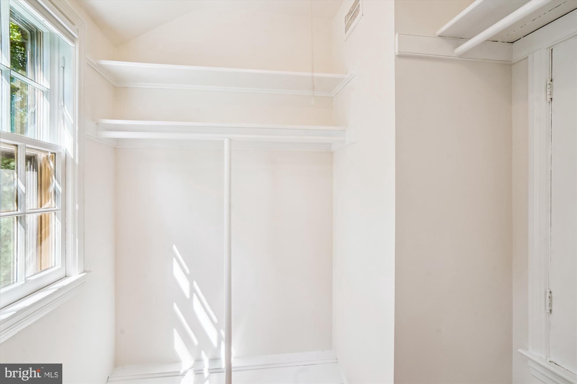 WOODSIDE PARK - Residential