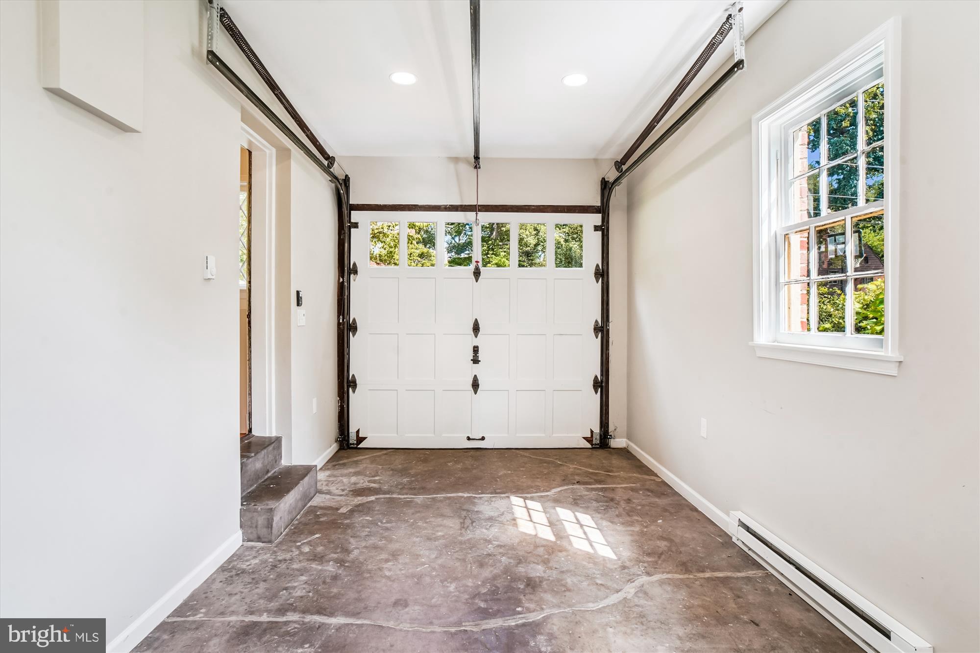 WOODSIDE PARK - Residential