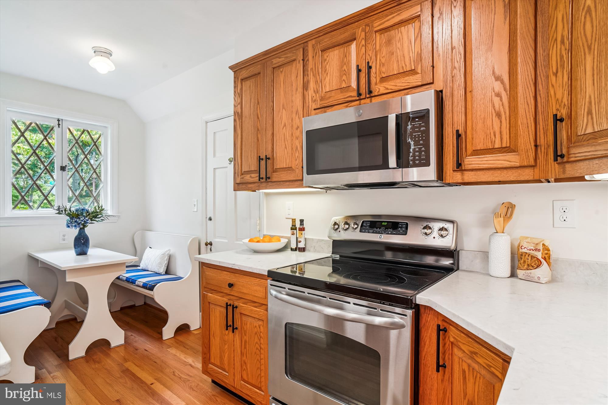 WOODSIDE PARK - Residential