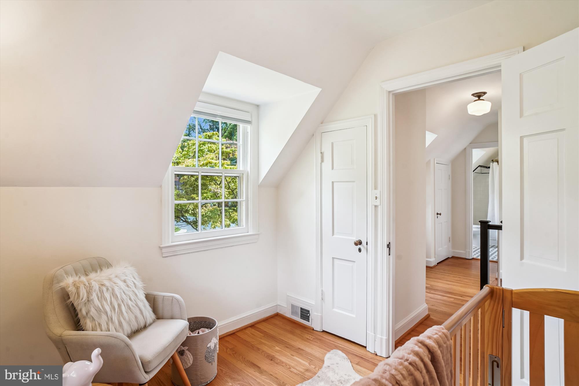 WOODSIDE PARK - Residential