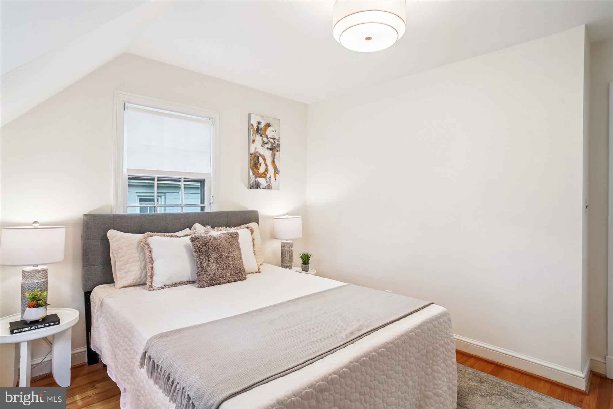 WOODSIDE PARK - Residential