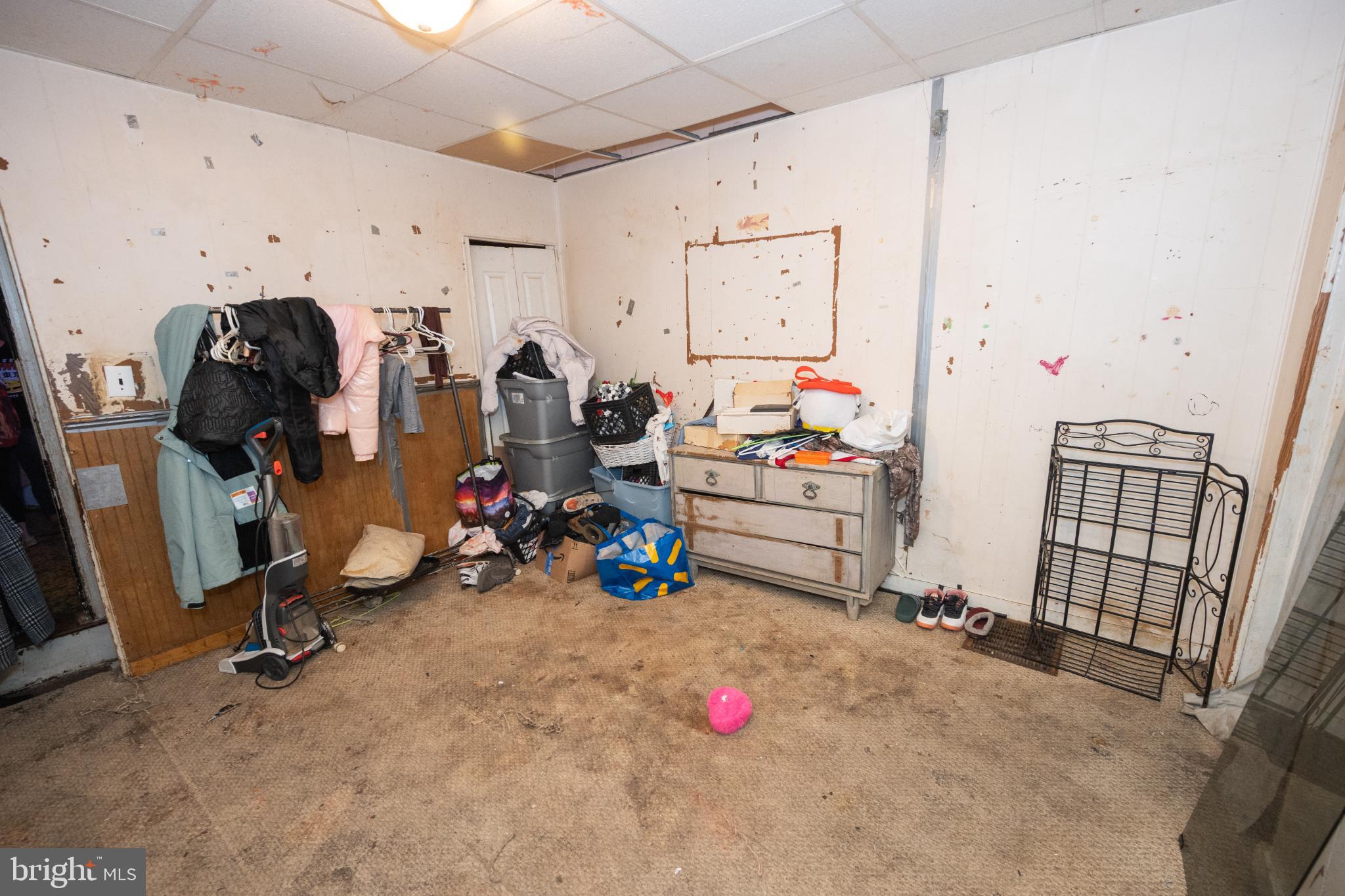 WASHINGTON VILLAGE - Residential