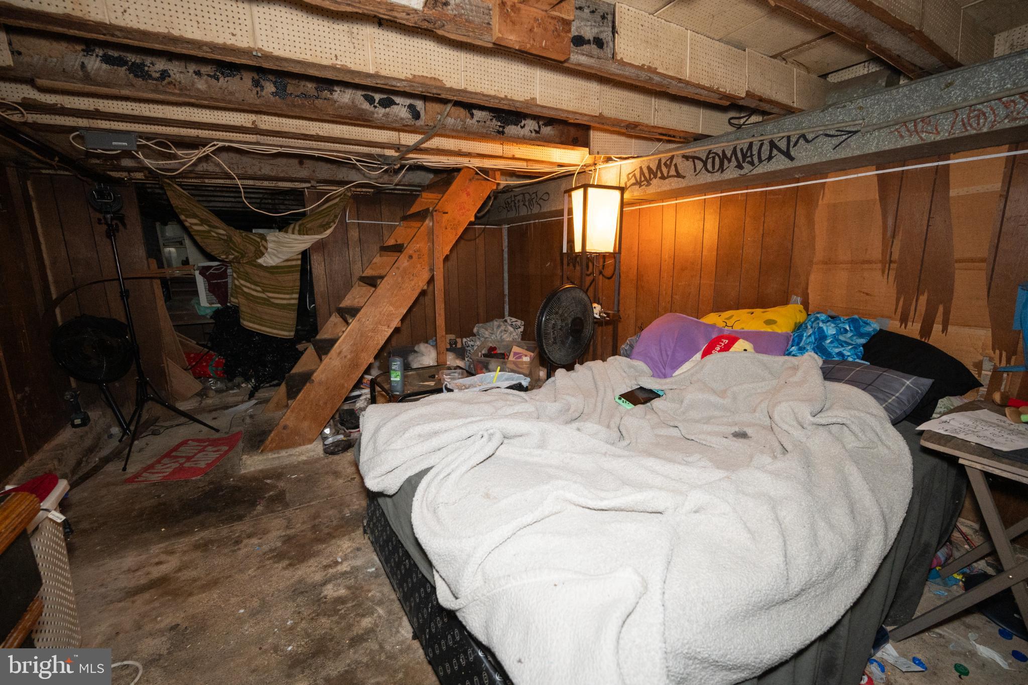 WASHINGTON VILLAGE - Residential