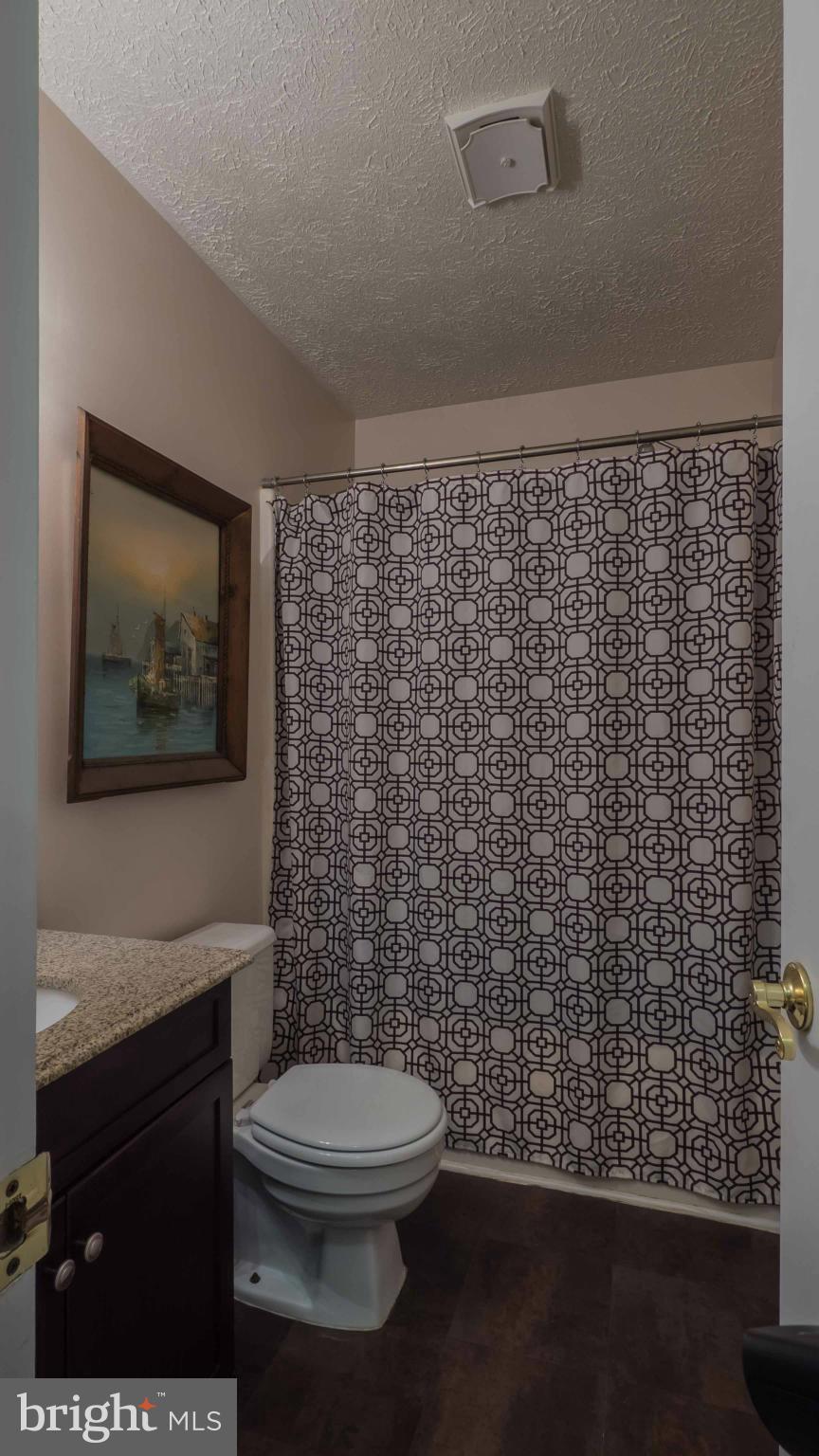 OLD BAYSIDE - Residential