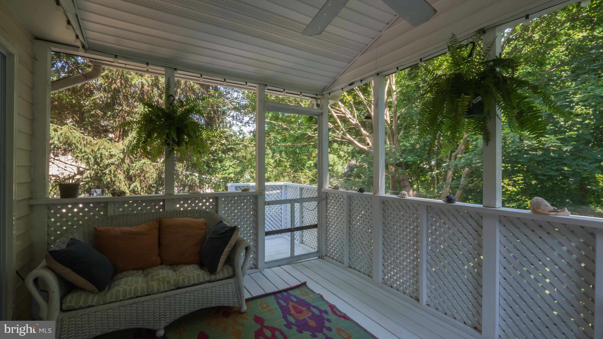 OLD BAYSIDE - Residential