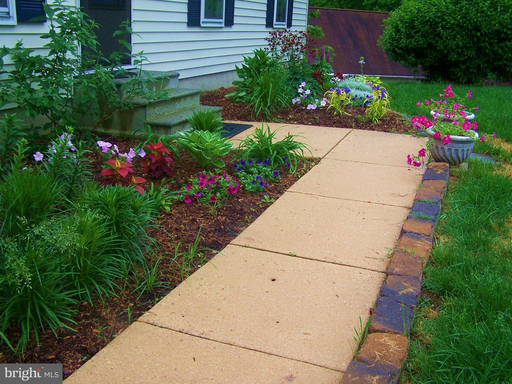 OLD BAYSIDE - Residential