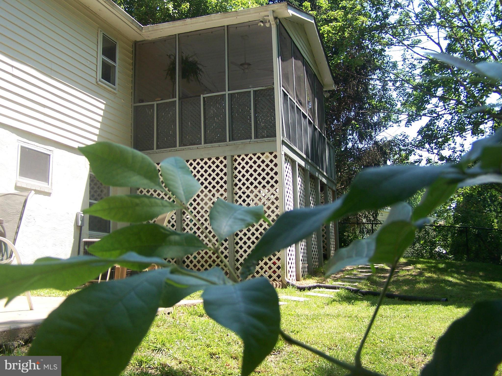 OLD BAYSIDE - Residential