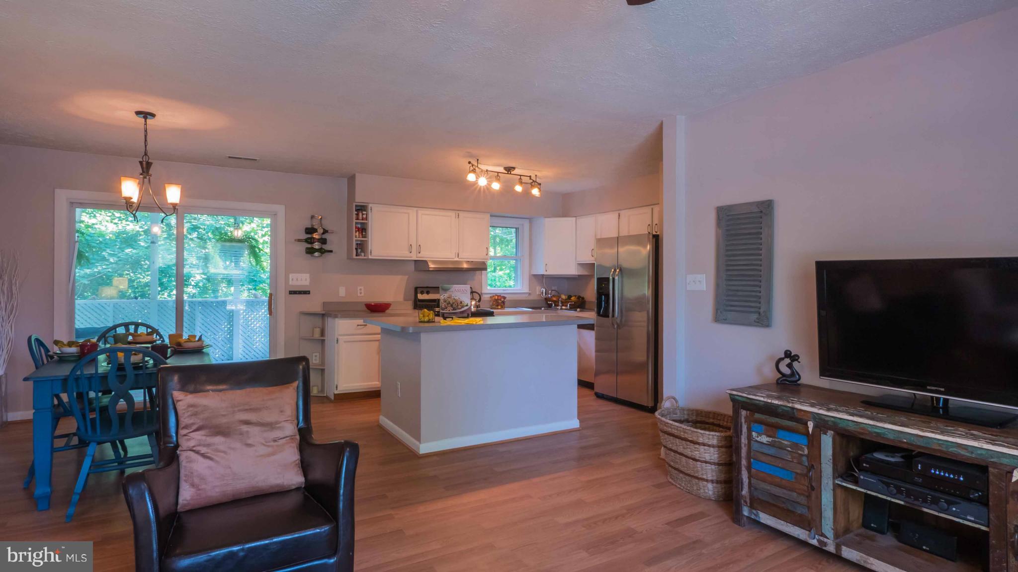 OLD BAYSIDE - Residential