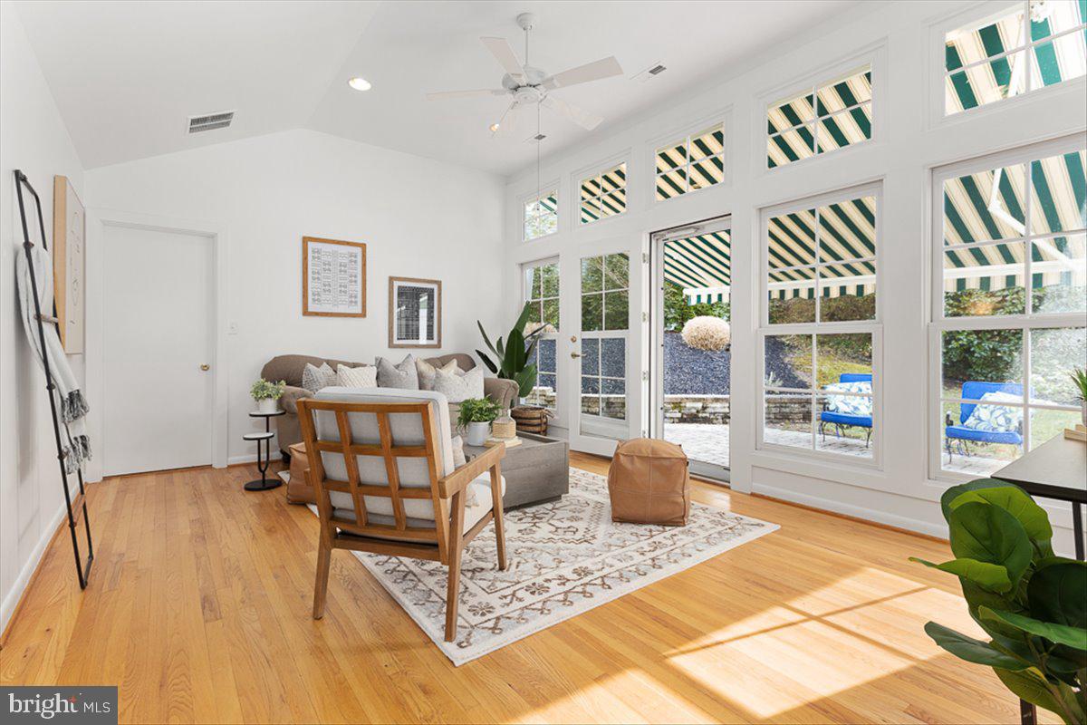 PINES ON THE SEVERN - Residential