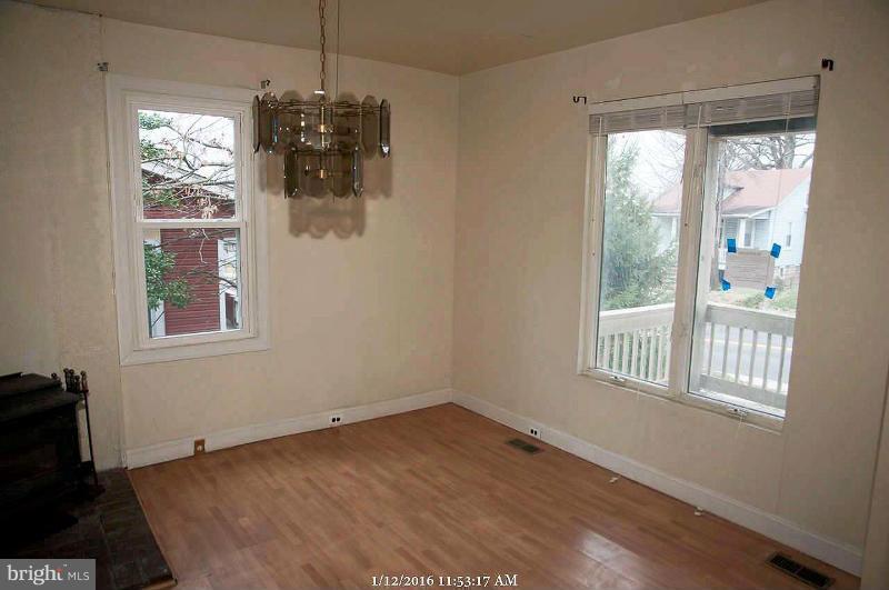 LAURAVILLE HISTORIC DISTRICT - Residential