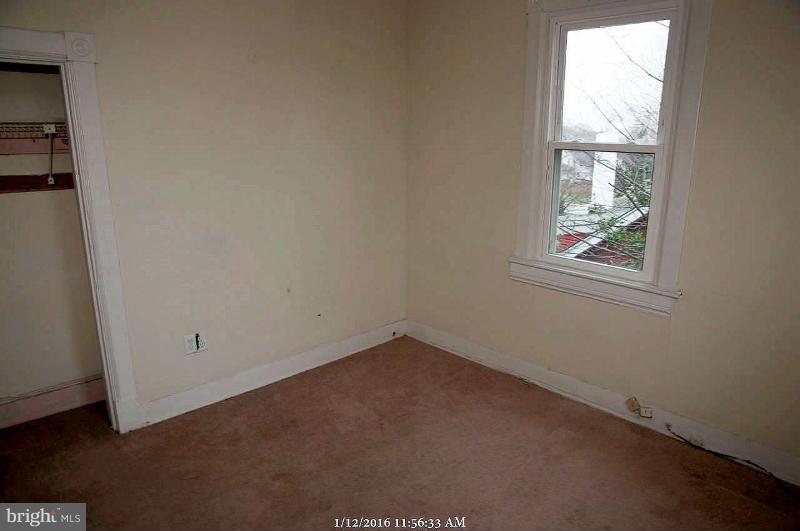 LAURAVILLE HISTORIC DISTRICT - Residential