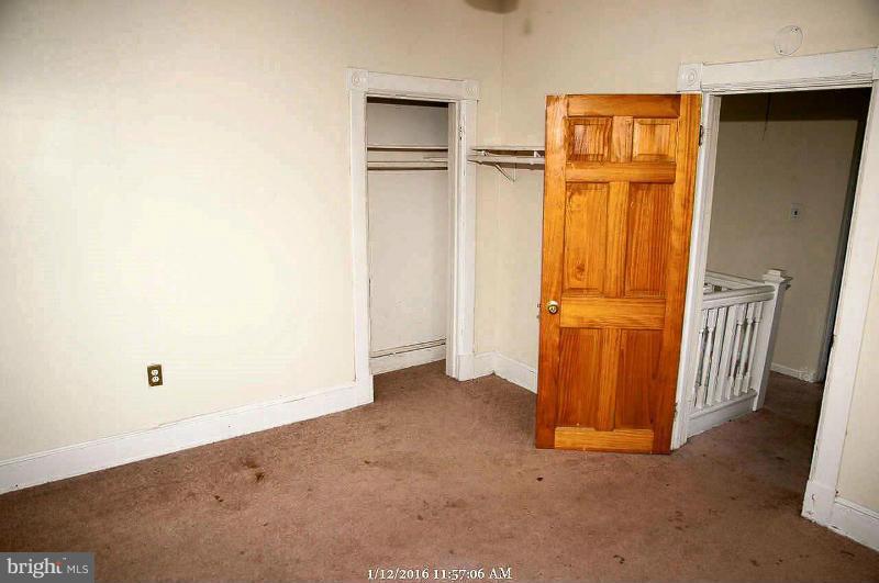 LAURAVILLE HISTORIC DISTRICT - Residential