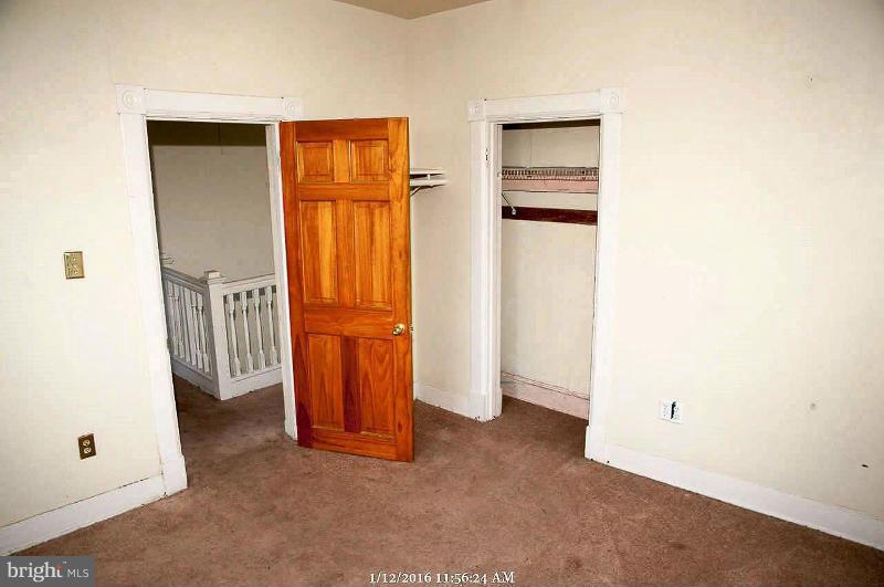 LAURAVILLE HISTORIC DISTRICT - Residential