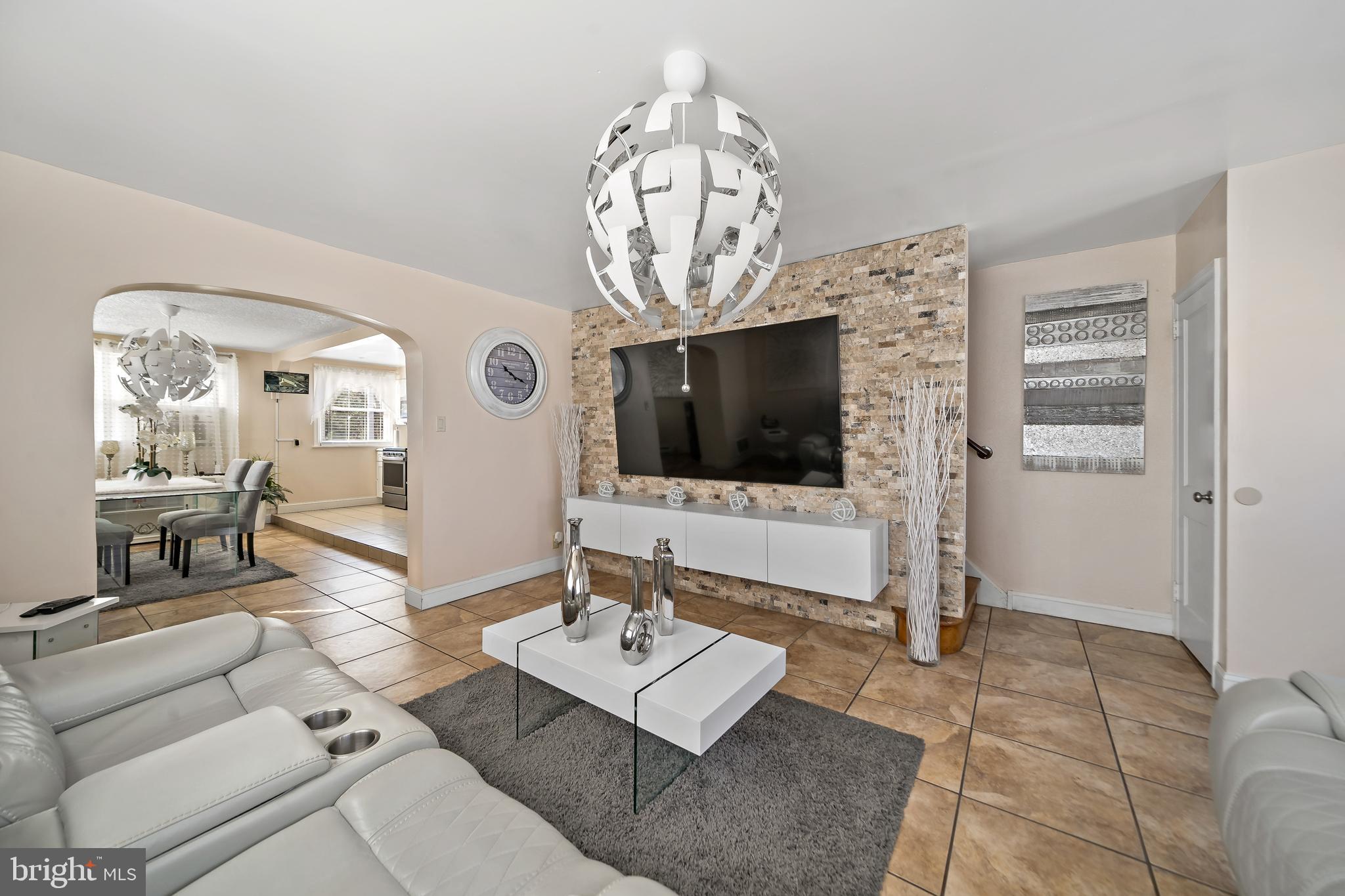 JUNIATA - Residential