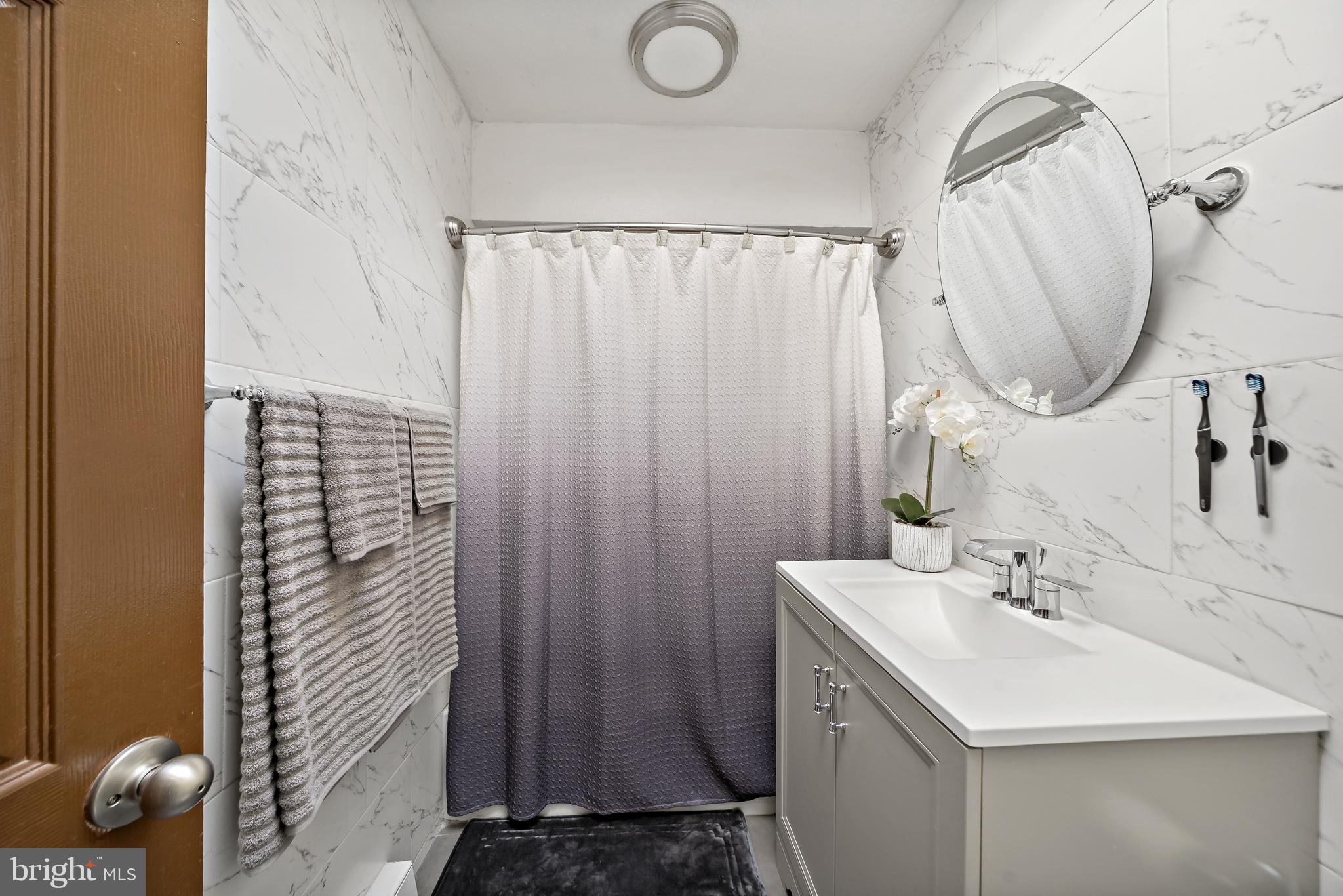 JUNIATA - Residential