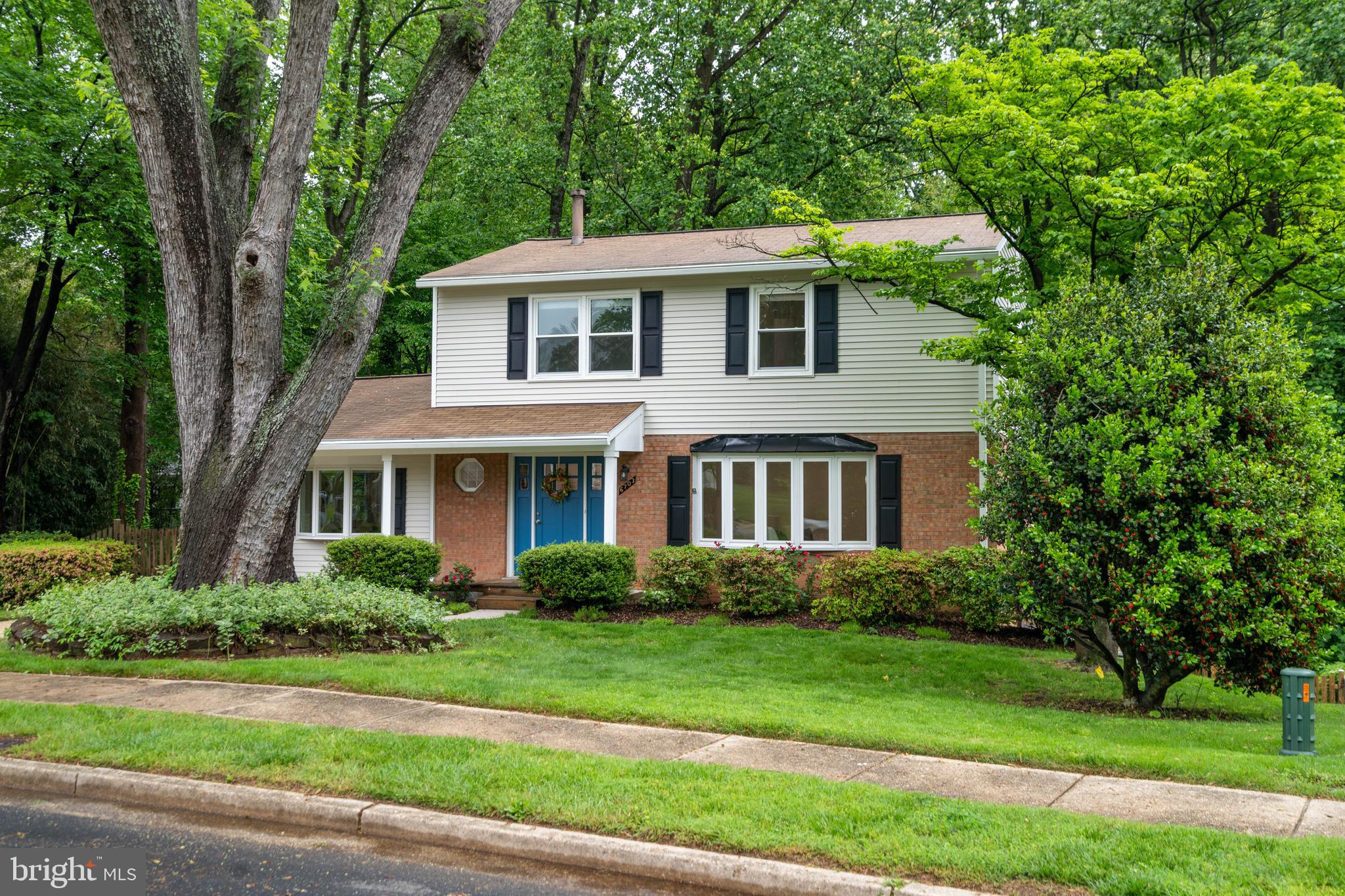 ROLLING VALLEY - Residential