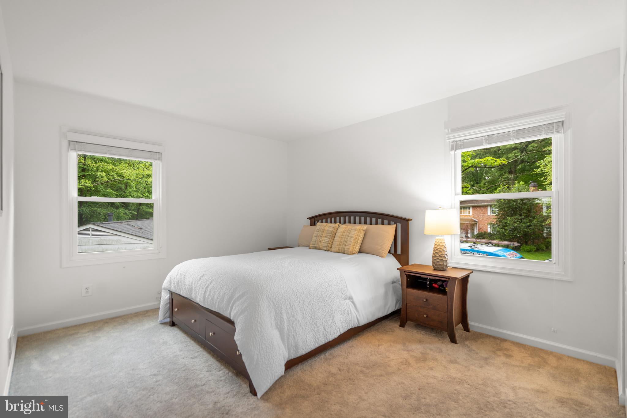 ROLLING VALLEY - Residential