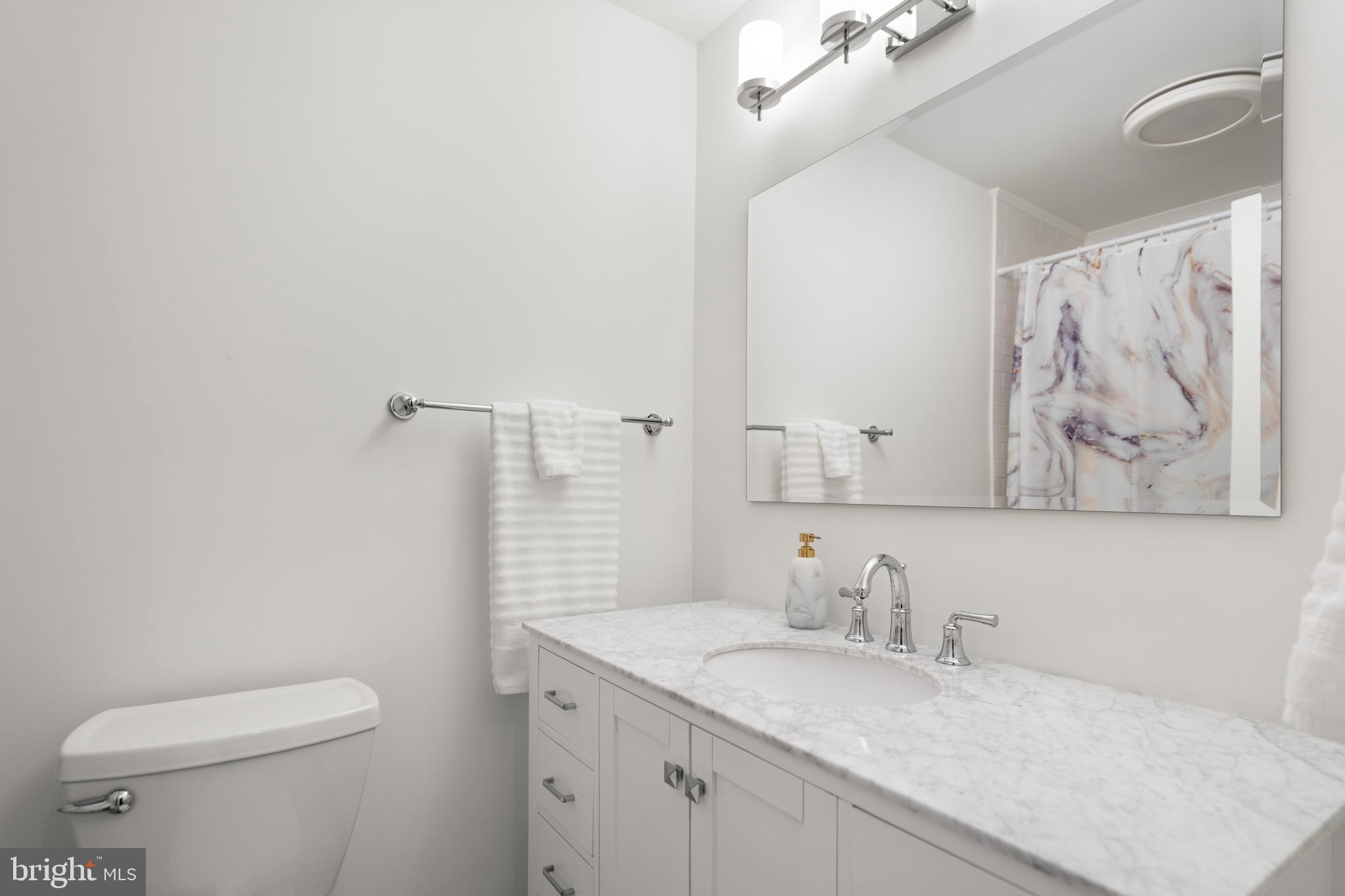 ROLLING VALLEY - Residential