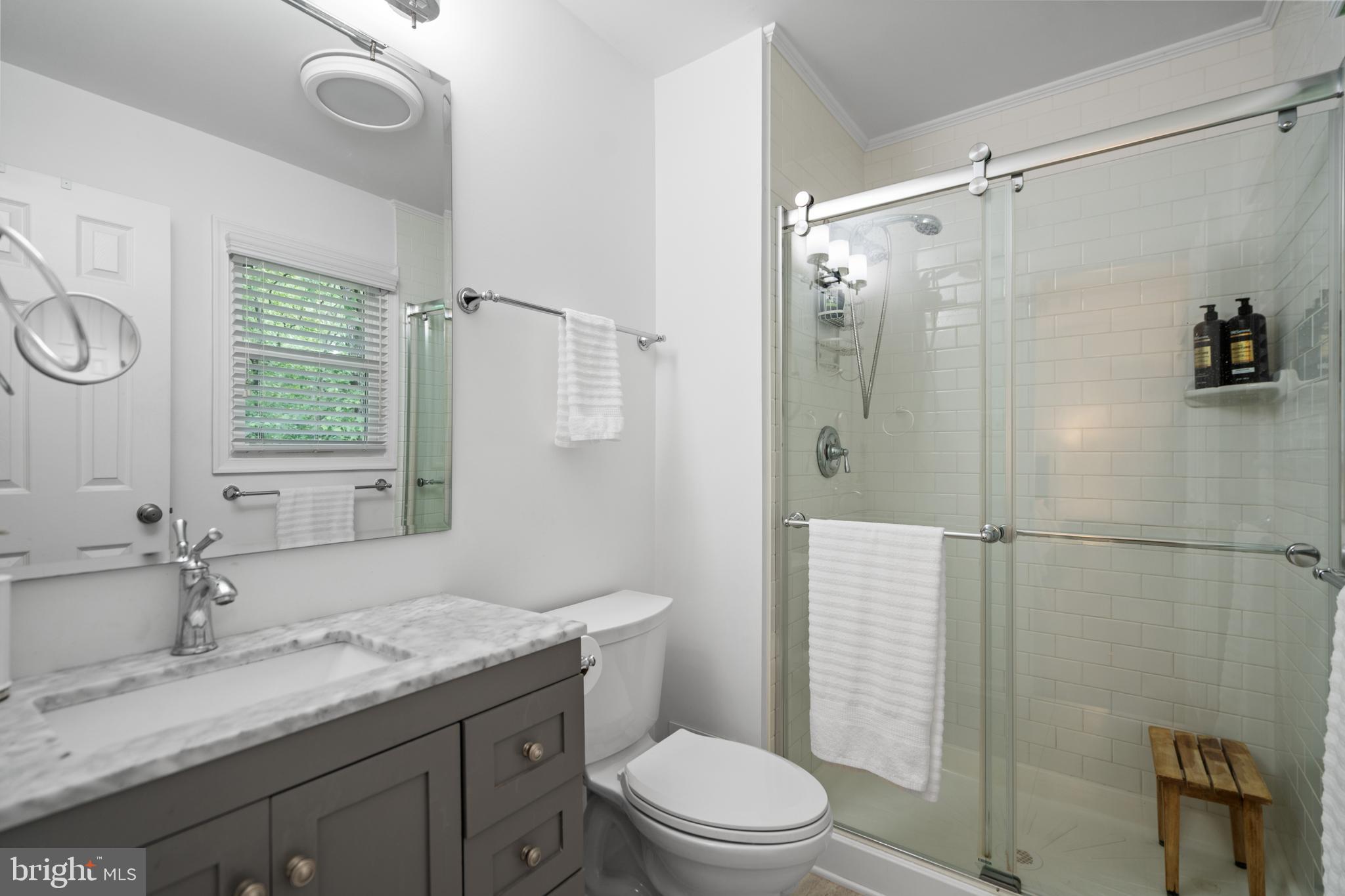 ROLLING VALLEY - Residential