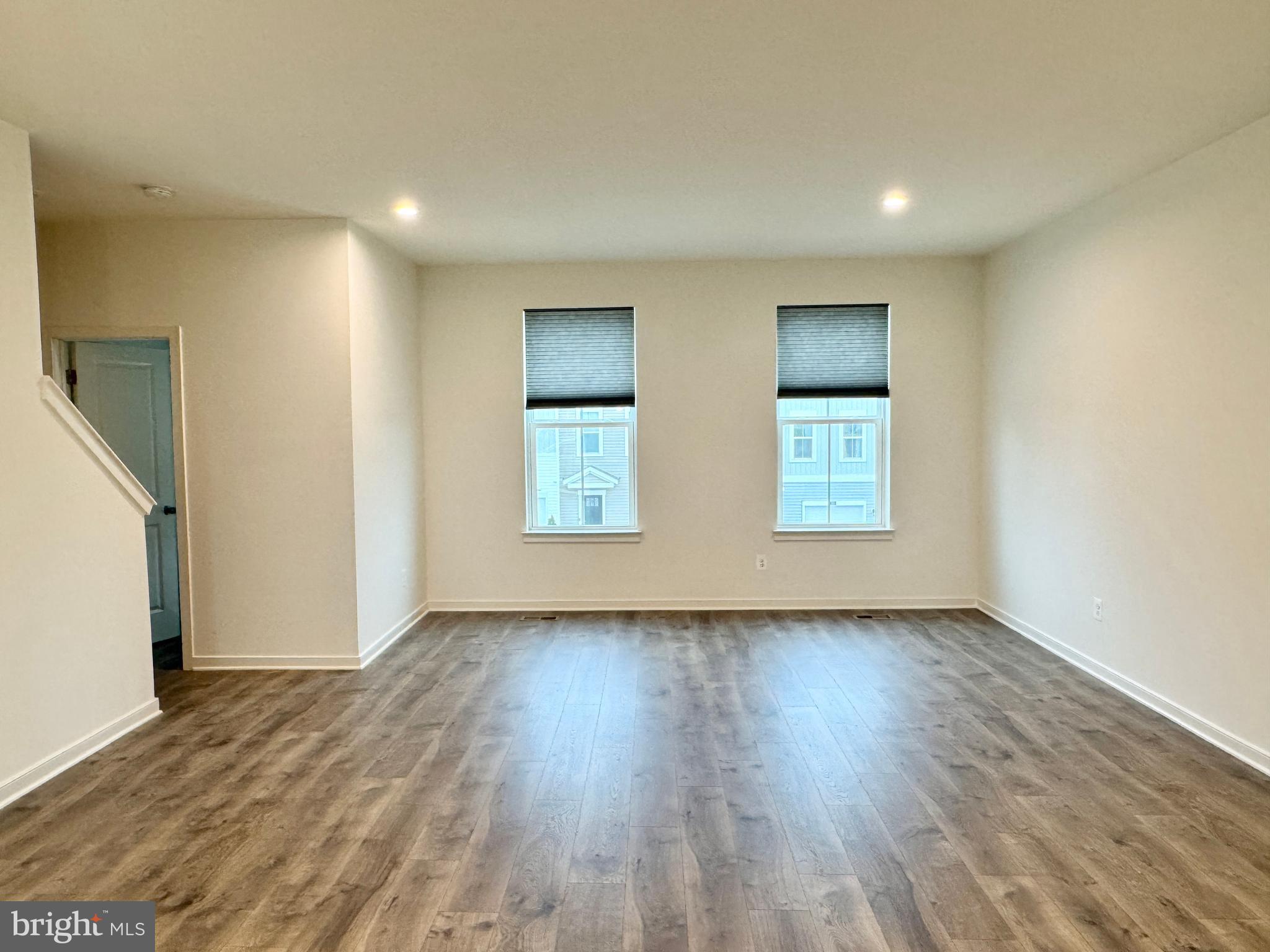 CHERRYVIEW LANDING - Residential Lease