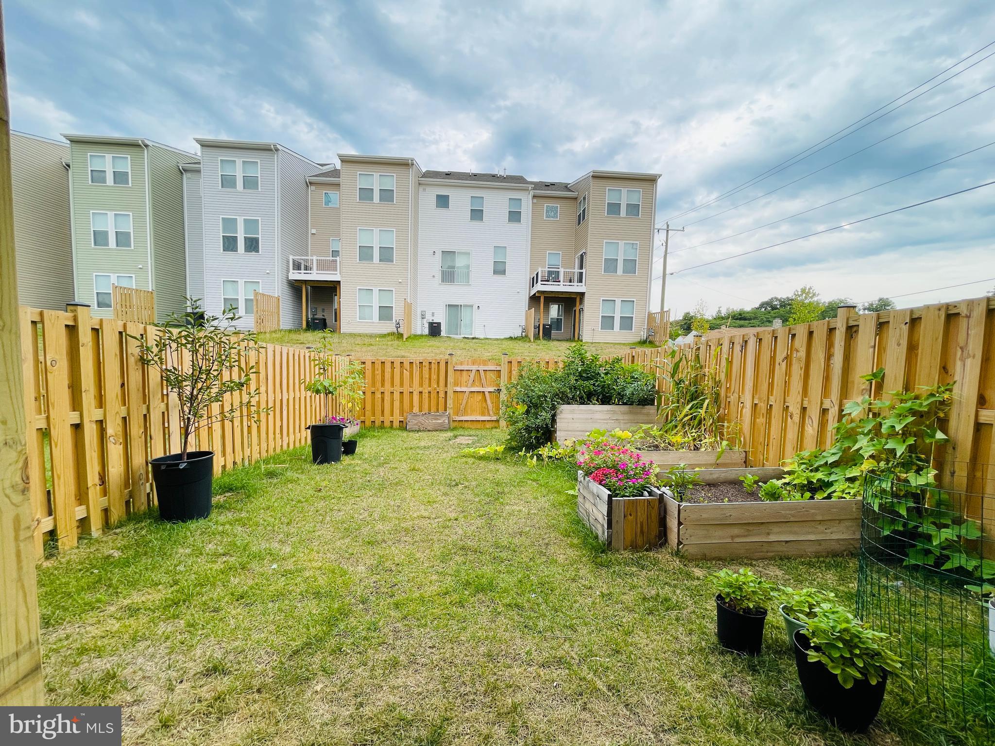 CHERRYVIEW LANDING - Residential Lease