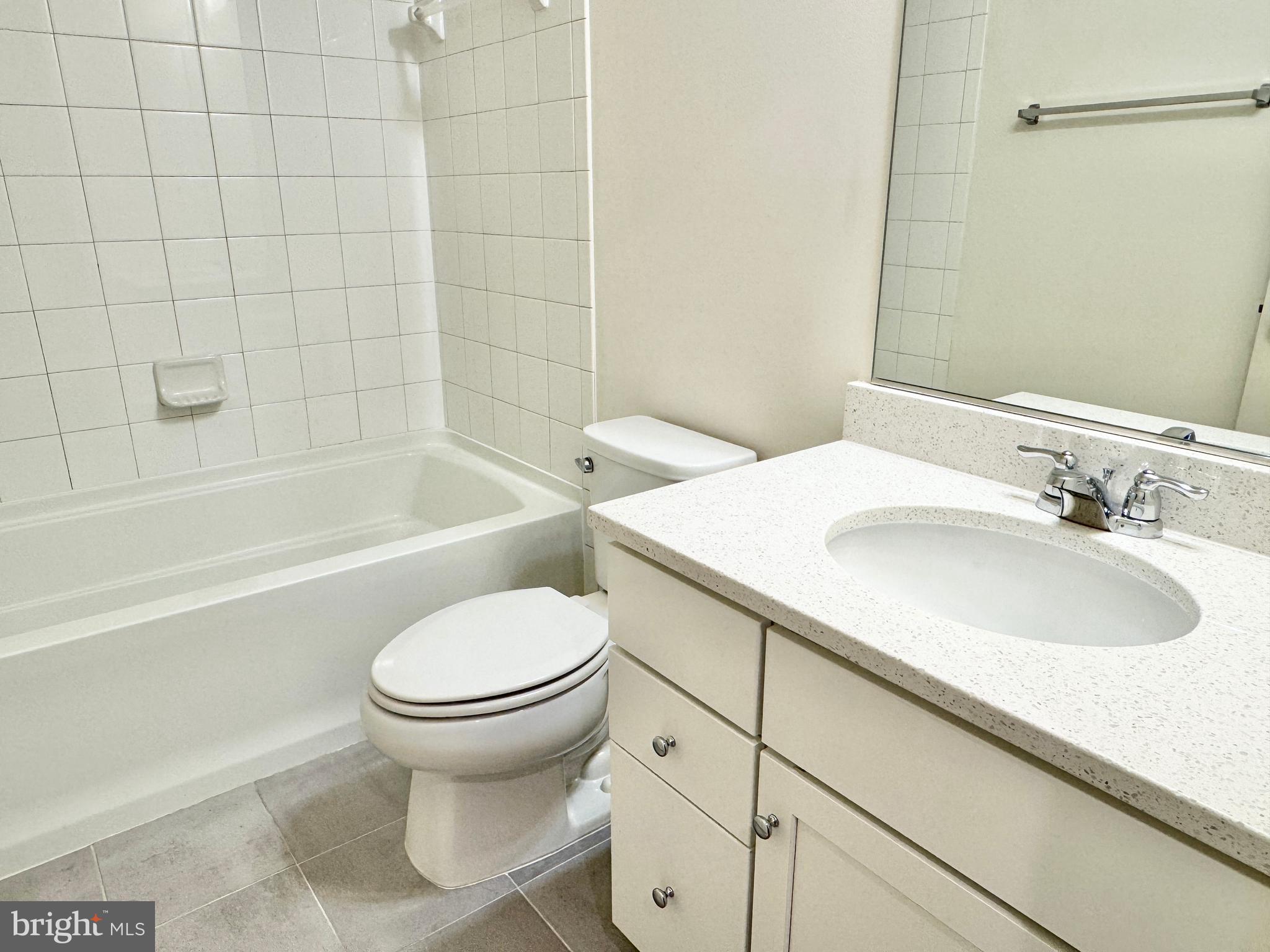 CHERRYVIEW LANDING - Residential Lease