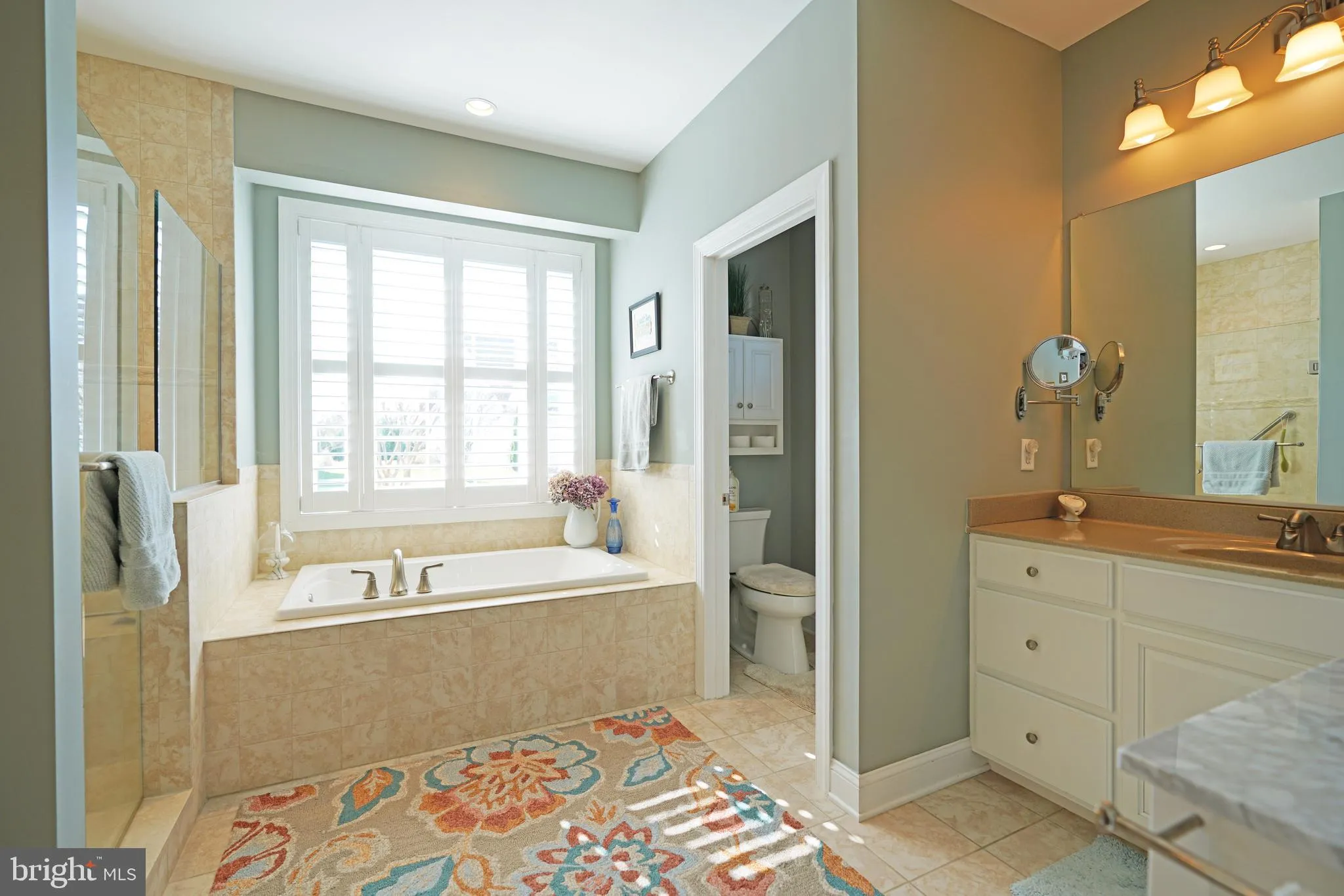 Lewes, Delaware 19958, United States, 5 Bedrooms Bedrooms, ,4 BathroomsBathrooms,Residential,Contingent,104853